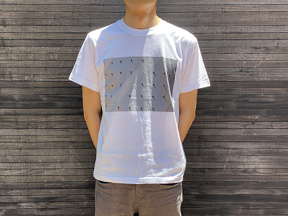 電信柱のブツブツ。