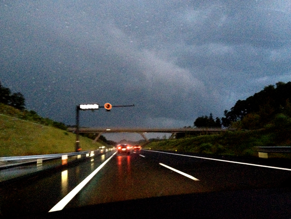 これはハズせない。