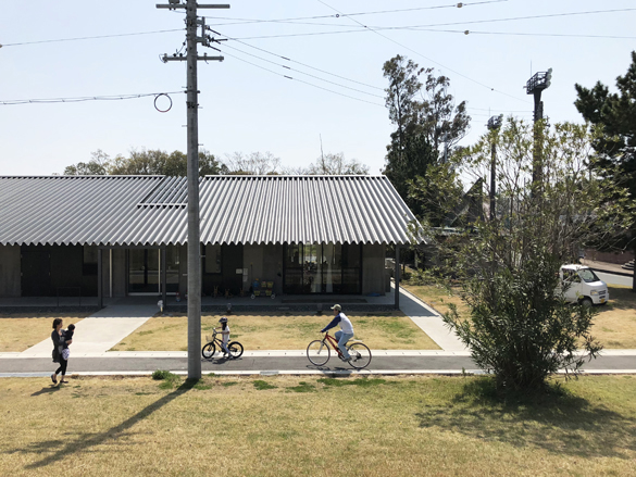 おいてきぼりな自転車。